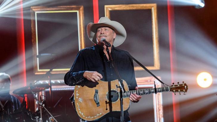 Alan Jackson to get CMA lifetime achievement award