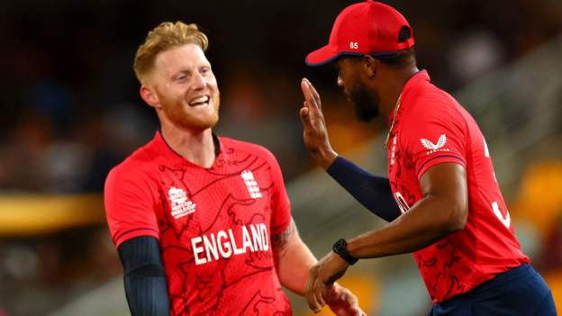 England reignite World Cup hopes with New Zealand win