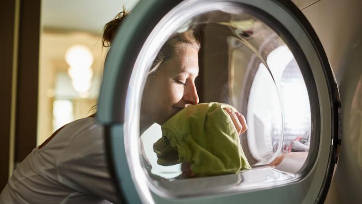 Easy Ways to Make Your Laundry Smell Good (Without Harsh Detergents)