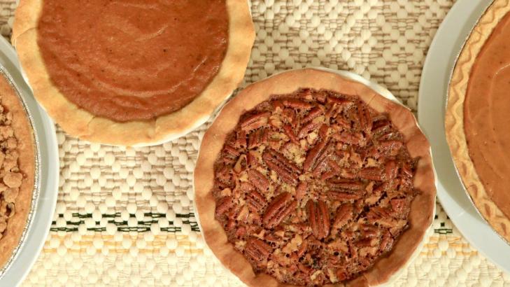 You Should Make Smaller Pies This Thanksgiving
