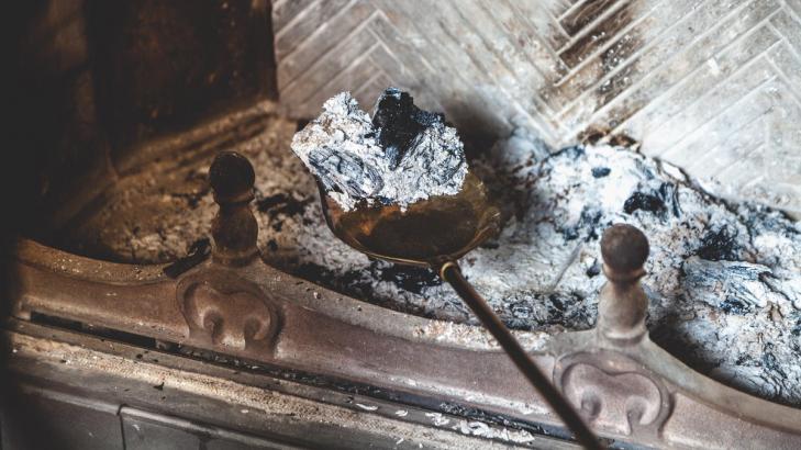 The Right Way to Clean Your Fireplace