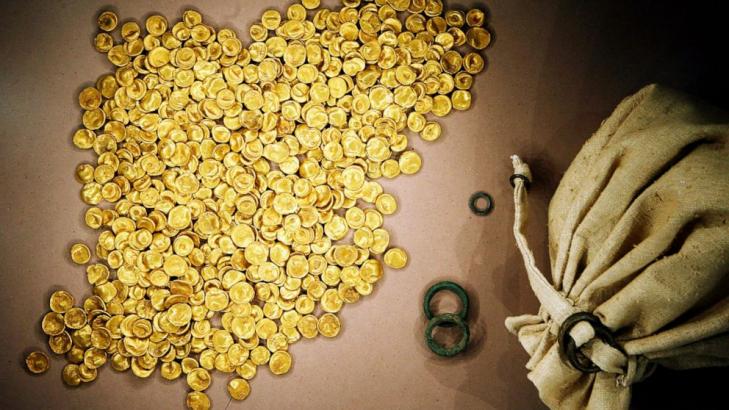 Official: Organized crime likely behind Celtic gold heist