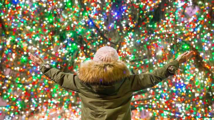 Go to These Cheap (or Free) Holiday Events This Year