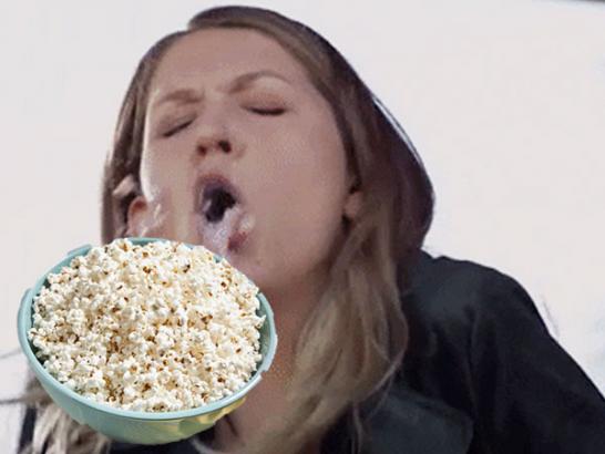 The family “puke popcorn bowl” debate is tearing the internet apart (20 Photos)