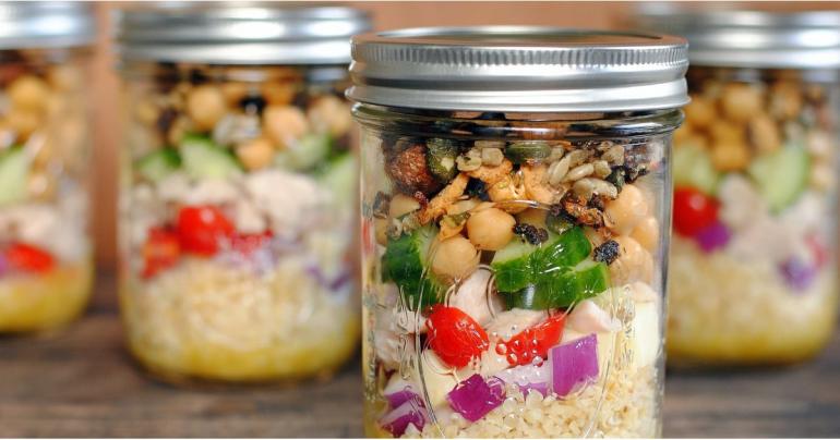 16 Mason-Jar Salads That Will Transform Your Lunchtime