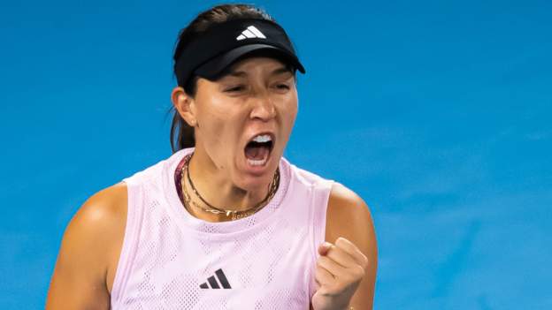 Australian Open 2023: Jessica Pegula through to fourth round in 65 minutes