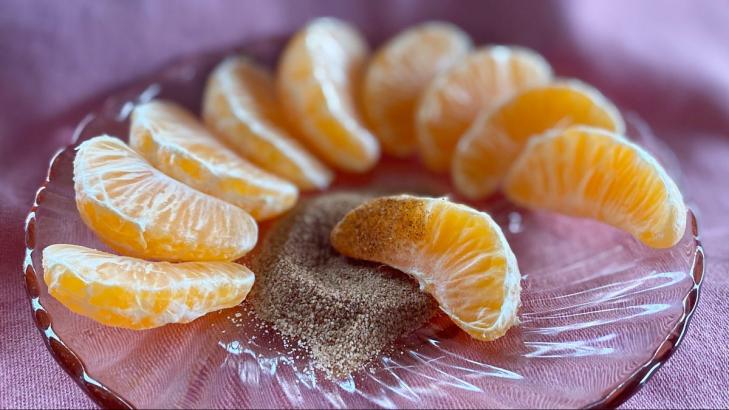 I Am Begging You to Dip a Clementine in Cinnamon Sugar