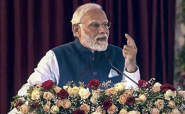 Amid Government vs Judiciary, PM's Pat On The Back For Chief Justice