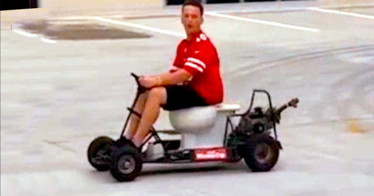 GIF-ing big FAILs….on little kart-wheels (22 GIFs)