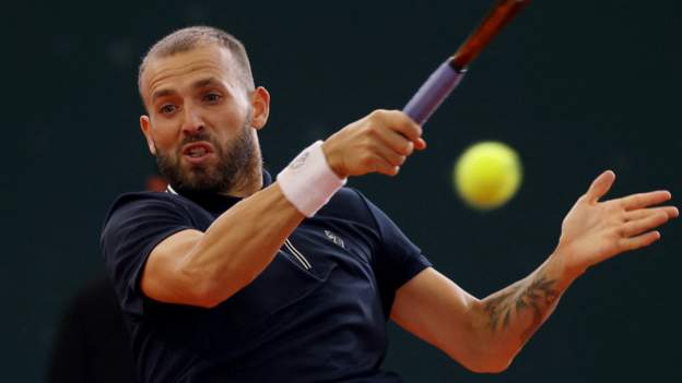 Davis Cup 2023 results: Great Britain's Dan Evans beaten by Colombia's Nicolas Mejia