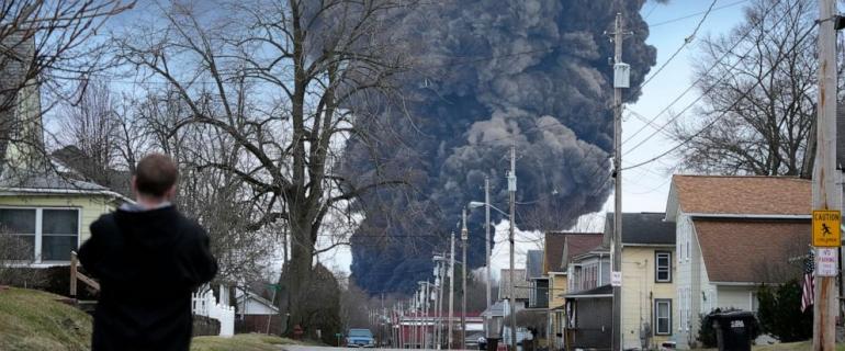 Residents kept out as air checked near derailed Ohio train