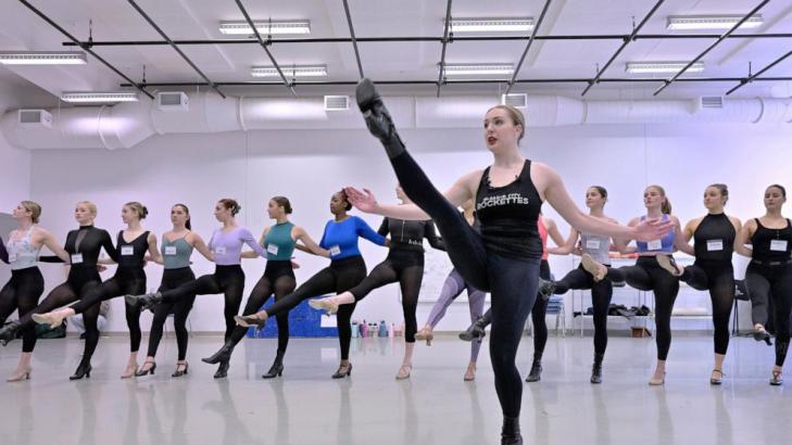 Dance like a Rockette: College students take unique class