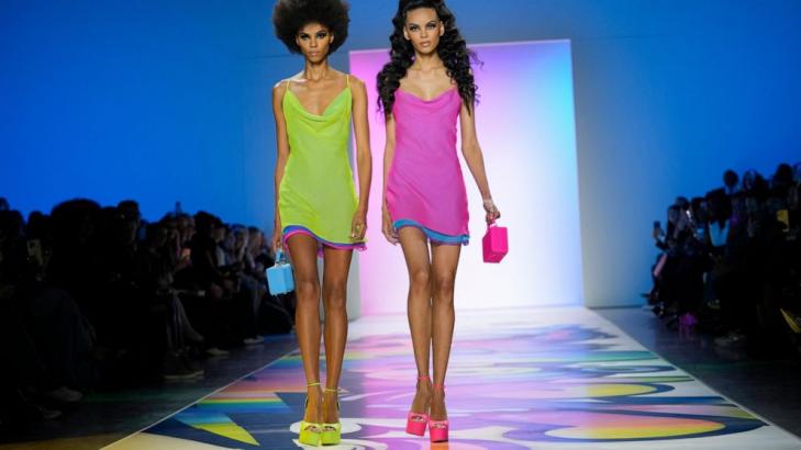 Sergio Hudson delivers colorful ‘90s celebration at NYFW