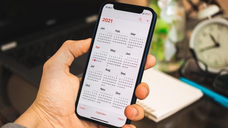 How to Delete Spam Calendars From Your iPhone