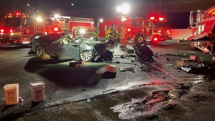 Tesla driver killed after plowing into firetruck on freeway