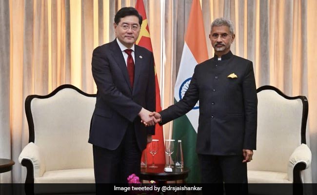 S Jaishankar Meets Chinese Foreign Minister, Border Issue In Focus