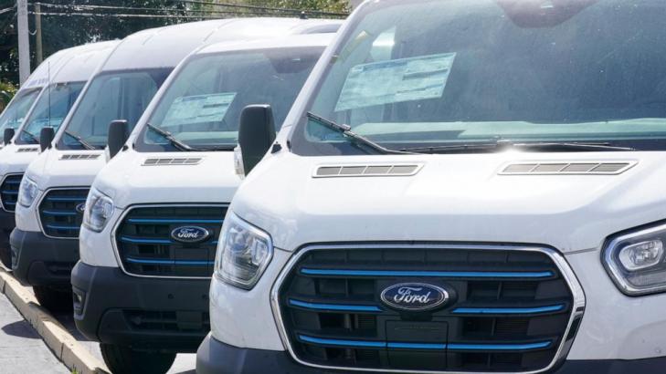 Ford to raise production as US auto sales start to recover