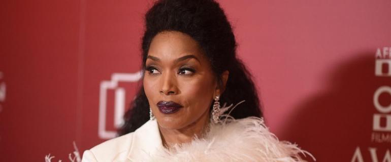 Angela Bassett, Oscar nominee, is just doing her thing