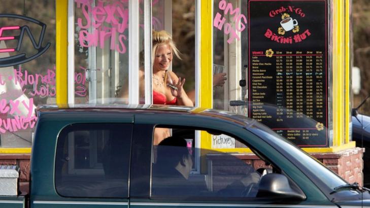 City to pay $500K to settle bikini barista dress code suit