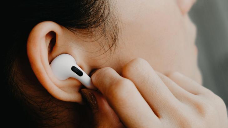 How to Finally Lower the Ringtone Volume on Your AirPods