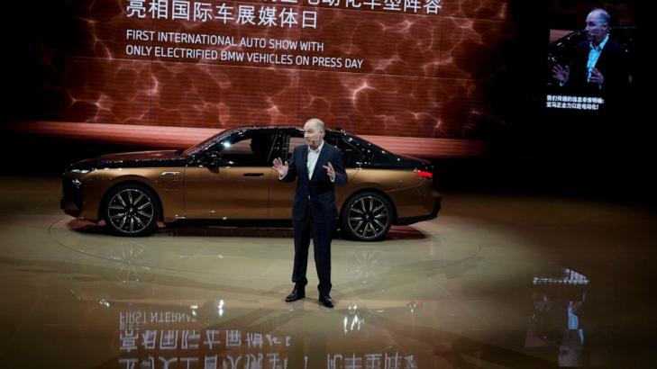 Volkswagen unveils electric luxury sedan at China auto show