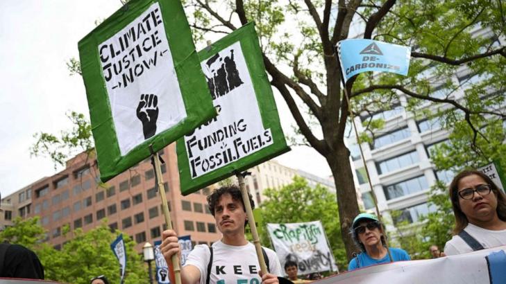 Climate change activists plan protest at White House Correspondents' Dinner