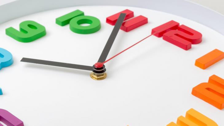 Why You Should Try Color-Coding Your Clock