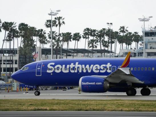 Southwest Airlines pilots vote to authorize strike as they push for pay raises in new contract