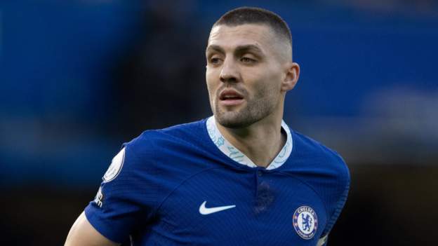 Man City sign midfielder Kovacic for initial £25m