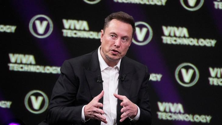 Twitter users run into service issues after Elon Musk imposes daily limits on reading tweets