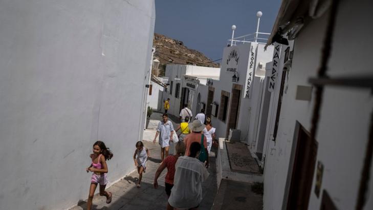 Heat and wildfires put southern Europe's vital tourism earnings at risk