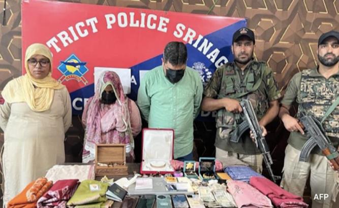 Kashmir Couple Posed As Bureaucrats To Dupe People Of Lakhs, Arrested
