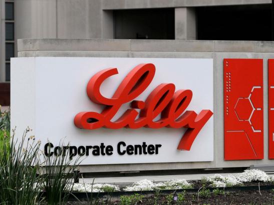 Soaring sales of diabetes drug Mounjaro, widely used for weight loss, sends Eli Lilly to new heights