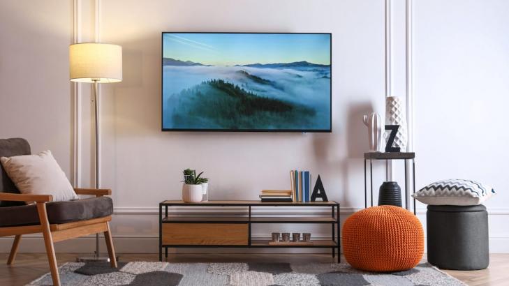 How to Safely Mount a TV Between Studs