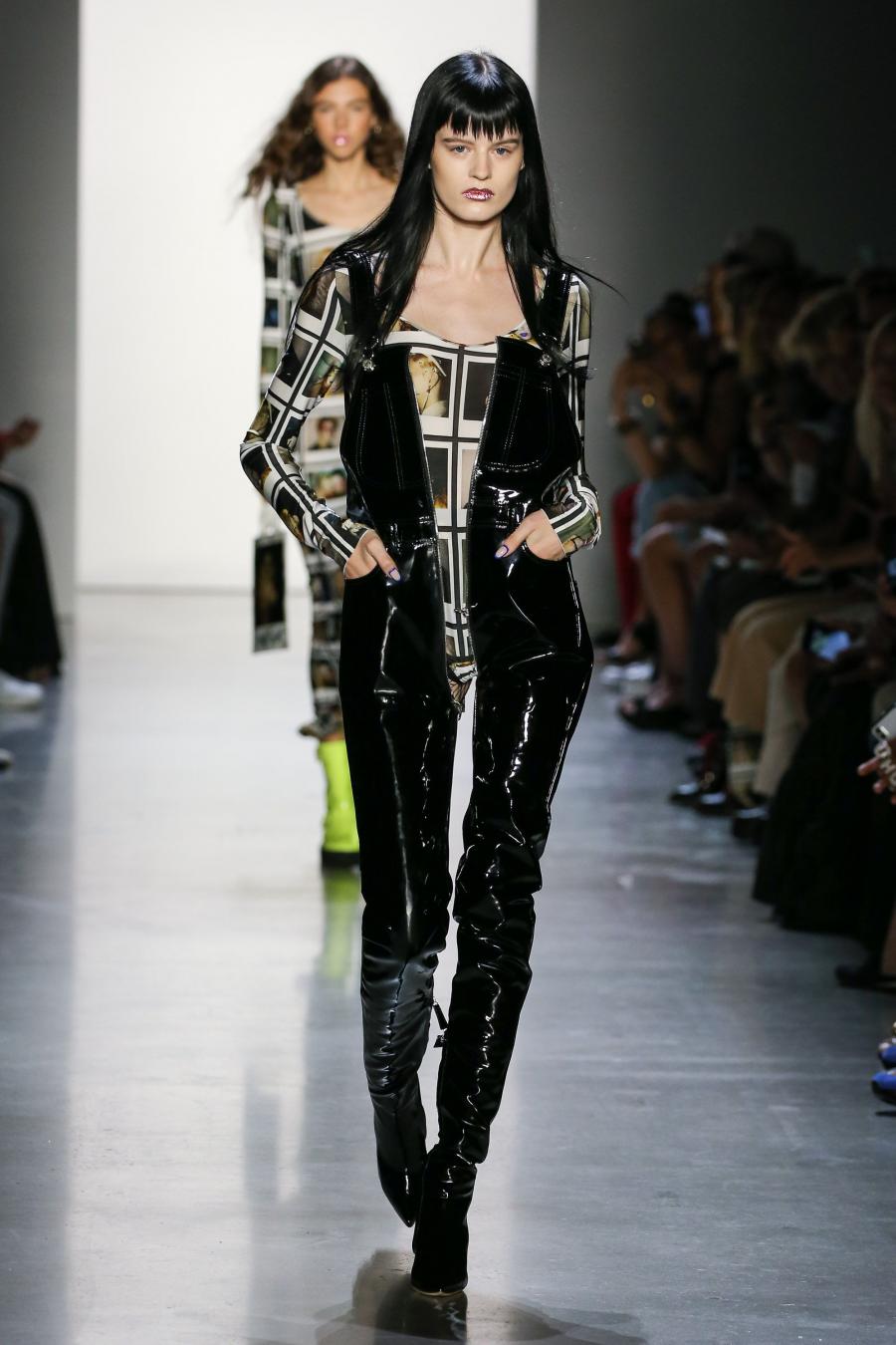 model-walks-the-runway-wearing-jeremy-scott-spring-2019-at-news-photo-1028098518-1536350893.jpg?crop=1xw:1xh;center,top&resize=480:*