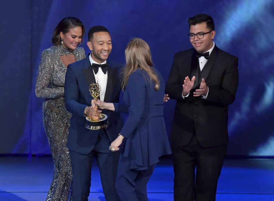 Merritt-Wever-Emmys-Acceptance-Speech-Video-2018.jpg