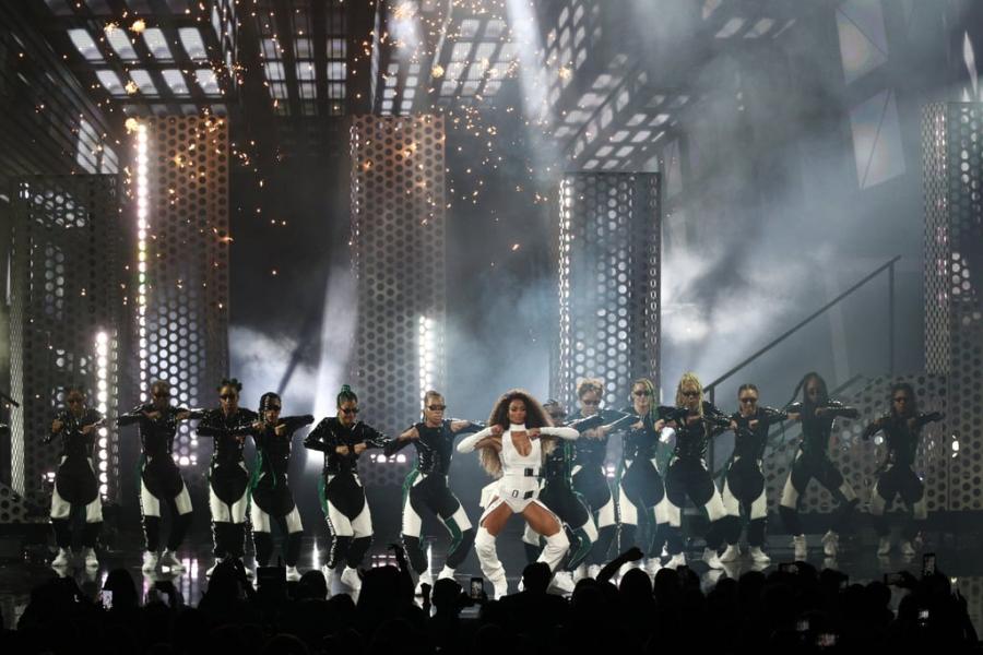 Ciara-Missy-Elliott-2018-American-Music-Awards-Video.jpg