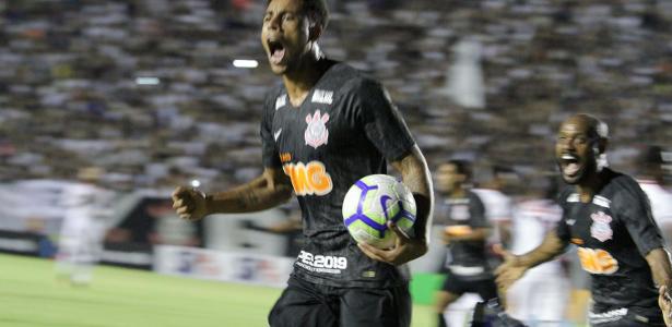 gustavo-comemora-gol-do-corinthians-durante-a-partida-contra-ferroviario-1549586202161_v2_615x300.jpg